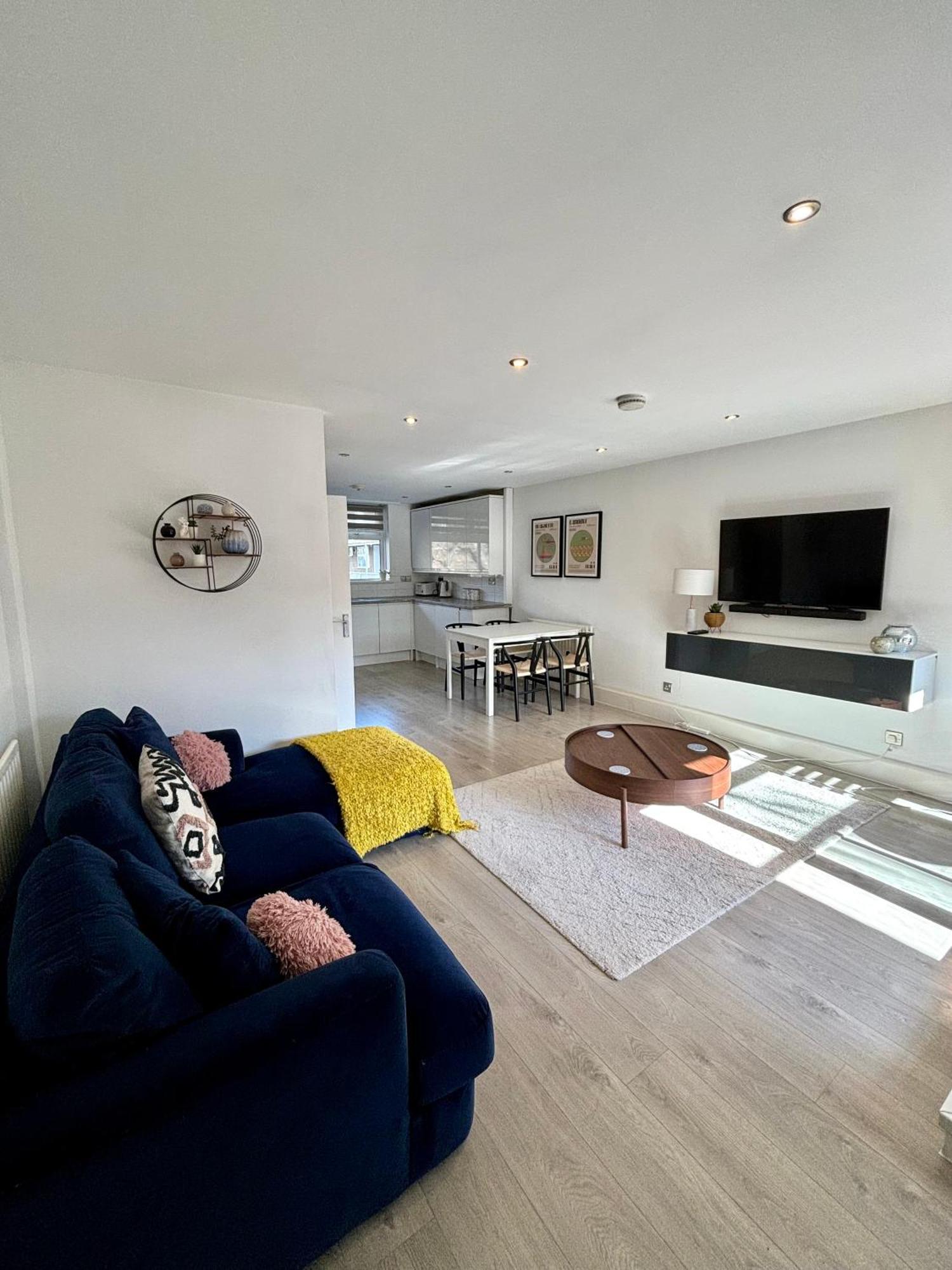 Appartamento 2 Bed, Open Plan, Modernised Flat, Canary Wharf