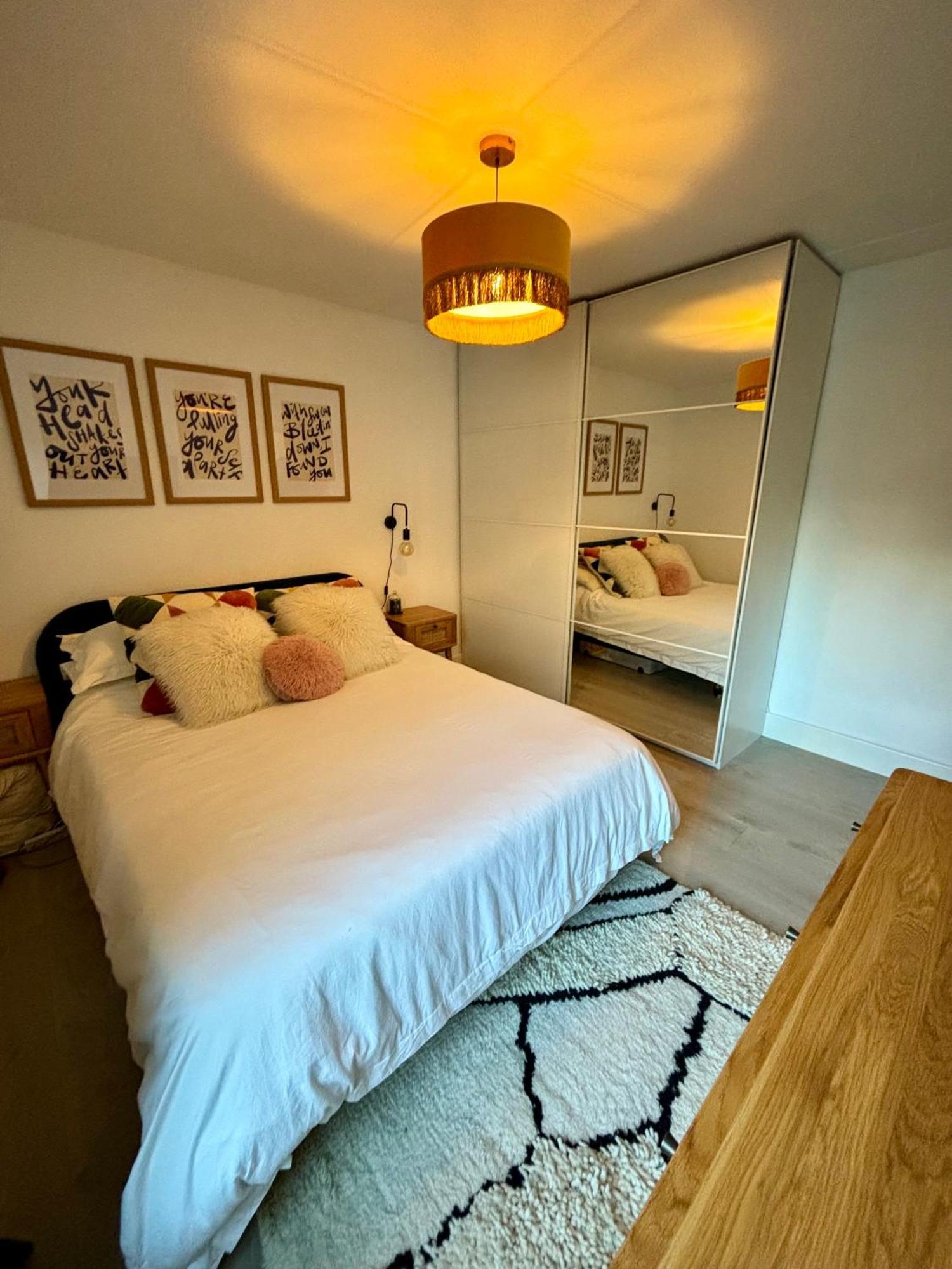 2 Bed, Open Plan, Modernised Flat, Canary Wharf Appartamento Londra